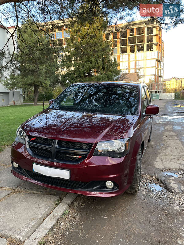 Минивэн Dodge Grand Caravan 2018 в Дрогобыче