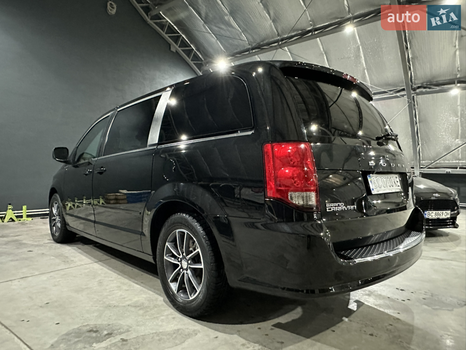 Dodge Grand Caravan 2016 VIN 2C4RDGCG4HR624916 фото оголошення 4 з 21