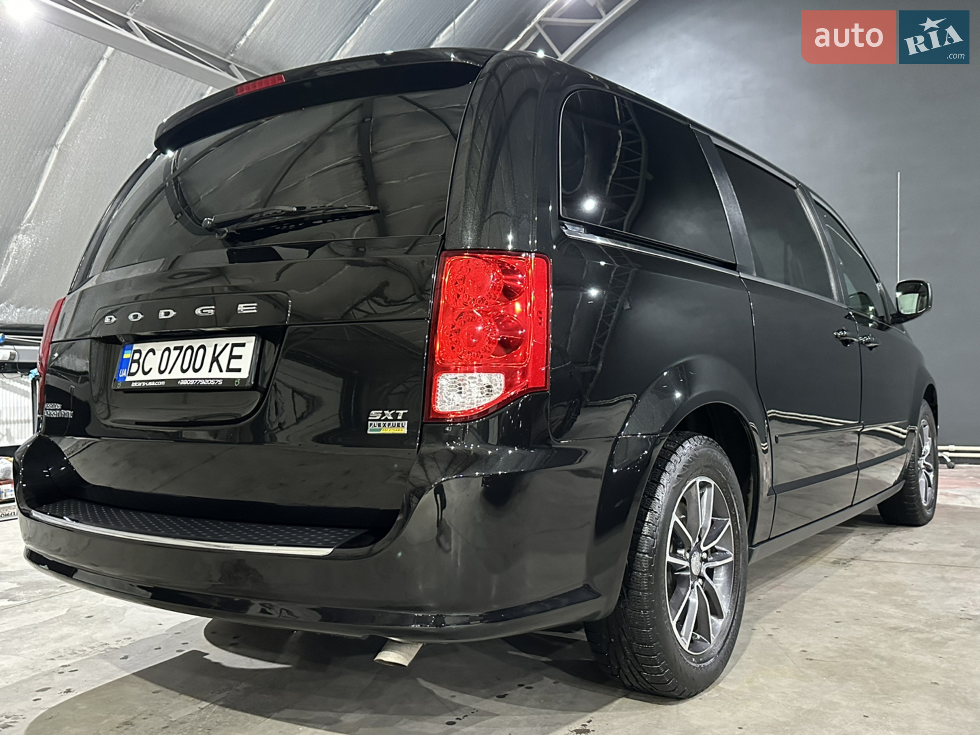 Dodge Grand Caravan 2016 VIN 2C4RDGCG4HR624916 фото оголошення 6 з 21