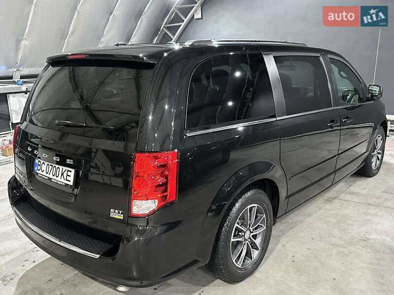 Мінівен Dodge Grand Caravan 2016 в Львові фото 7 Мінівен Dodge Grand Caravan 2016 в Львові