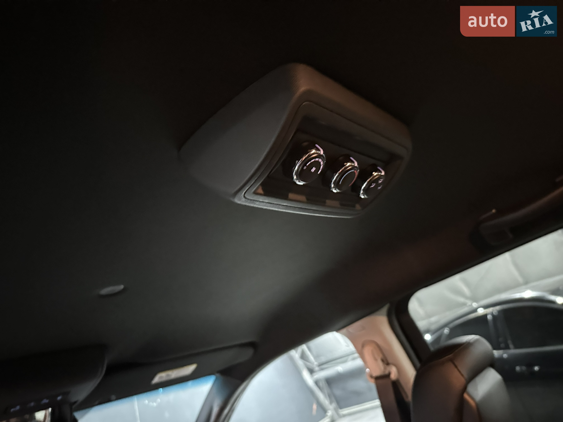 Dodge Grand Caravan 2016 VIN 2C4RDGCG4HR624916 фото оголошення 15 з 21