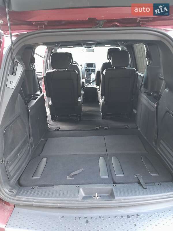 Мінівен Dodge Grand Caravan 2016 в Києві