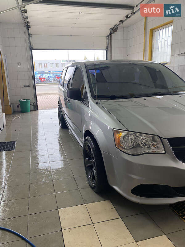 Dodge Grand Caravan 2014