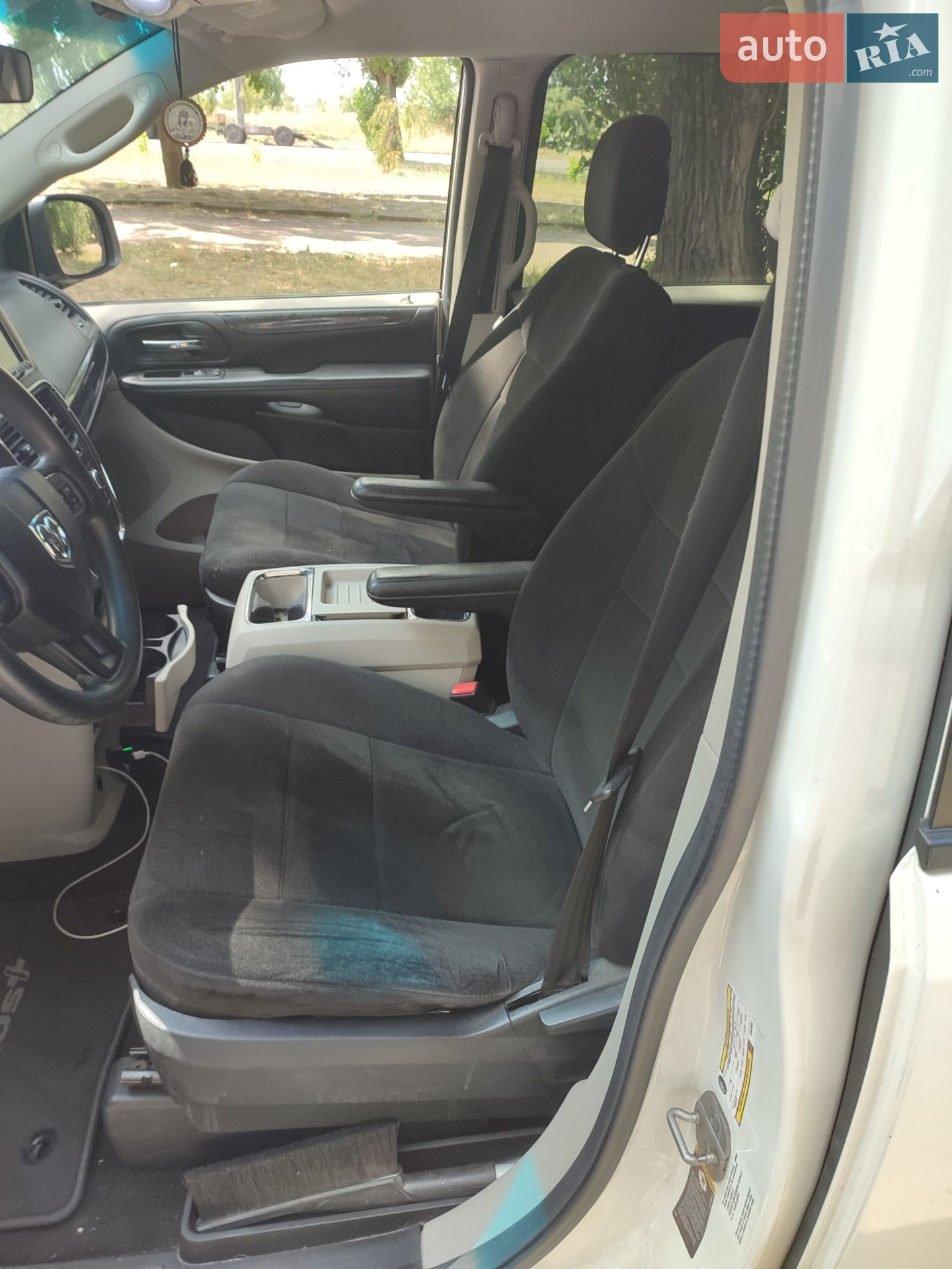 2012 Dodge Caravan - мініатюра 5