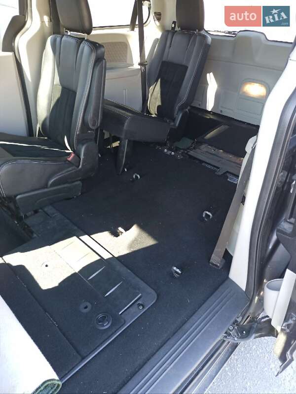 Мінівен Dodge Grand Caravan 2018 в Кременчуці