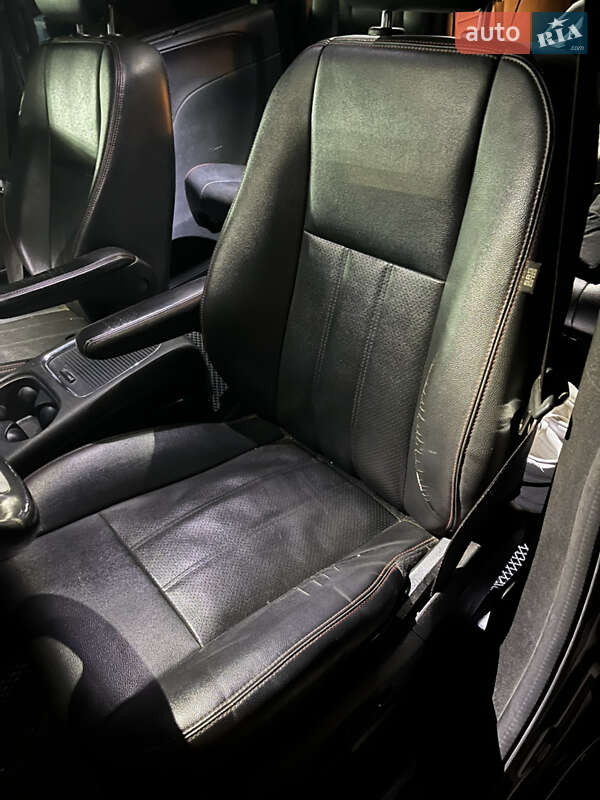 Минивэн Dodge Grand Caravan 2016 в Киеве фото 6 Минивэн Dodge Grand Caravan 2016 в Киеве