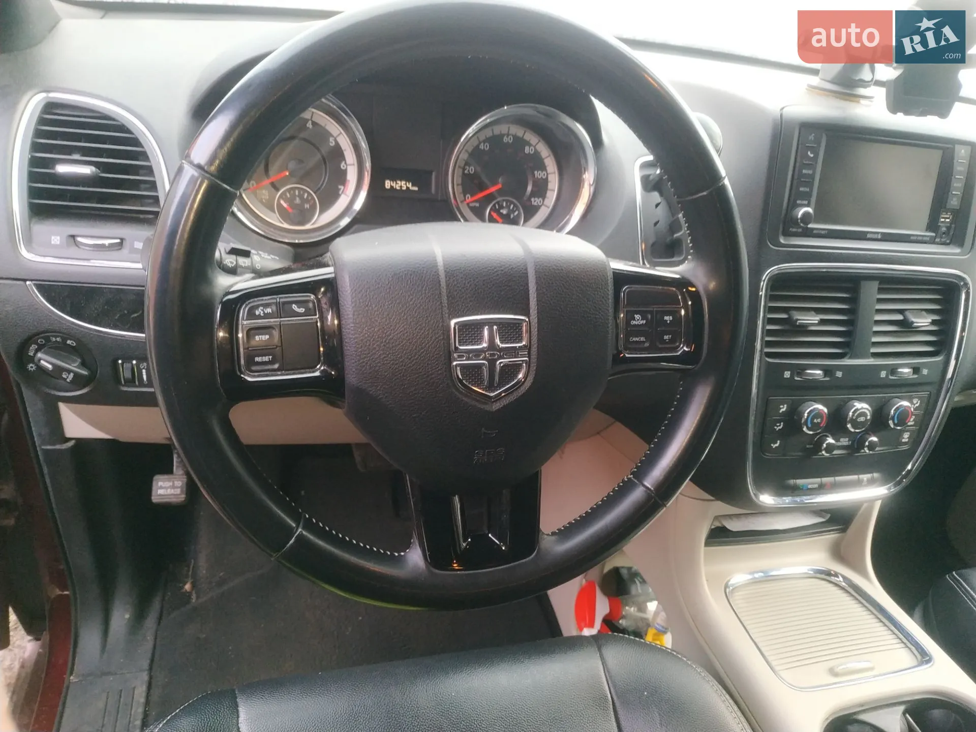 2017 Dodge Caravan - мініатюра 10