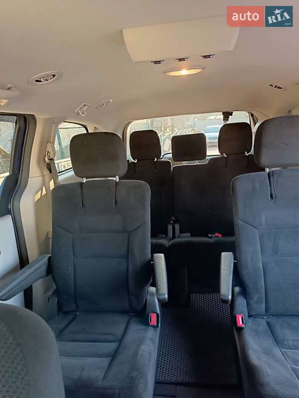 Минивэн Dodge Grand Caravan 2015 в Ярмолинцах