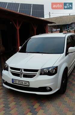 Минивэн Dodge Grand Caravan 2017 в Днепре