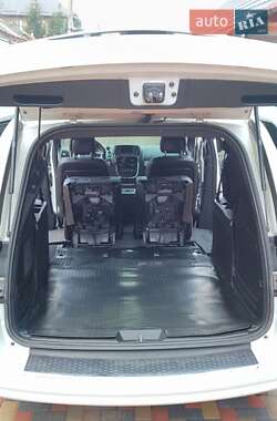 Минивэн Dodge Grand Caravan 2017 в 