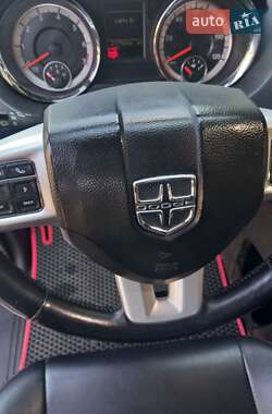 Мінівен Dodge Grand Caravan 2017 в 