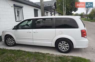 Минивэн Dodge Grand Caravan 2017 в Киеве