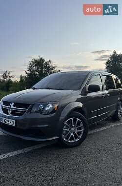 Мінівен Dodge Grand Caravan 2015 в Смілі
