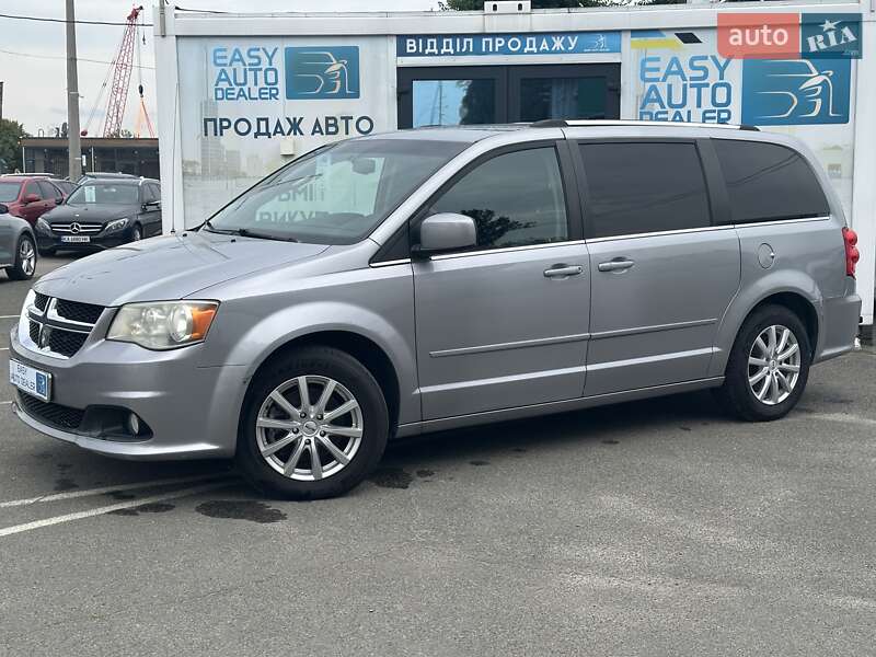 Мінівен Dodge Grand Caravan 2017 в Києві
