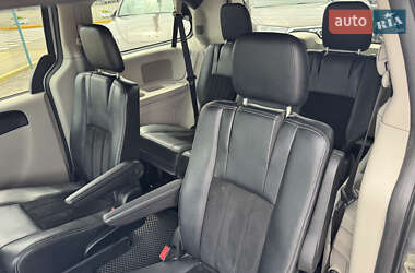 Мінівен Dodge Grand Caravan 2017 в 