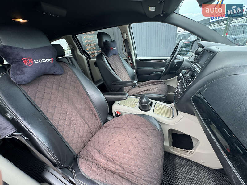 Мінівен Dodge Grand Caravan 2017 в Києві