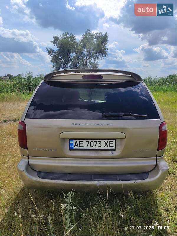Минивэн Dodge Grand Caravan 2003 в Барвенкове