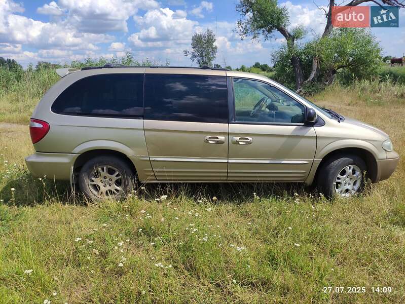 Минивэн Dodge Grand Caravan 2003 в Барвенкове
