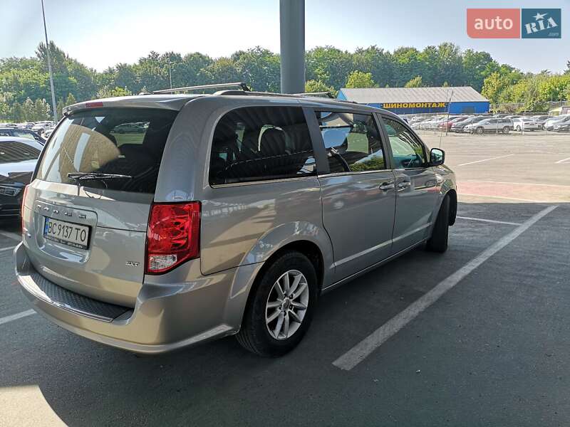 Минивэн Dodge Grand Caravan 2020 в Львове фото 8 Минивэн Dodge Grand Caravan 2020 в Львове