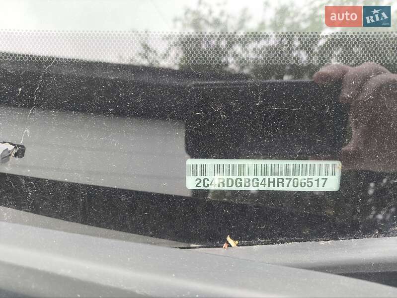 Минивэн Dodge Grand Caravan 2017 в Киеве