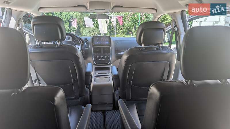 Минивэн Dodge Grand Caravan 2016 в Хмельницком фото 25 Минивэн Dodge Grand Caravan 2016 в Хмельницком