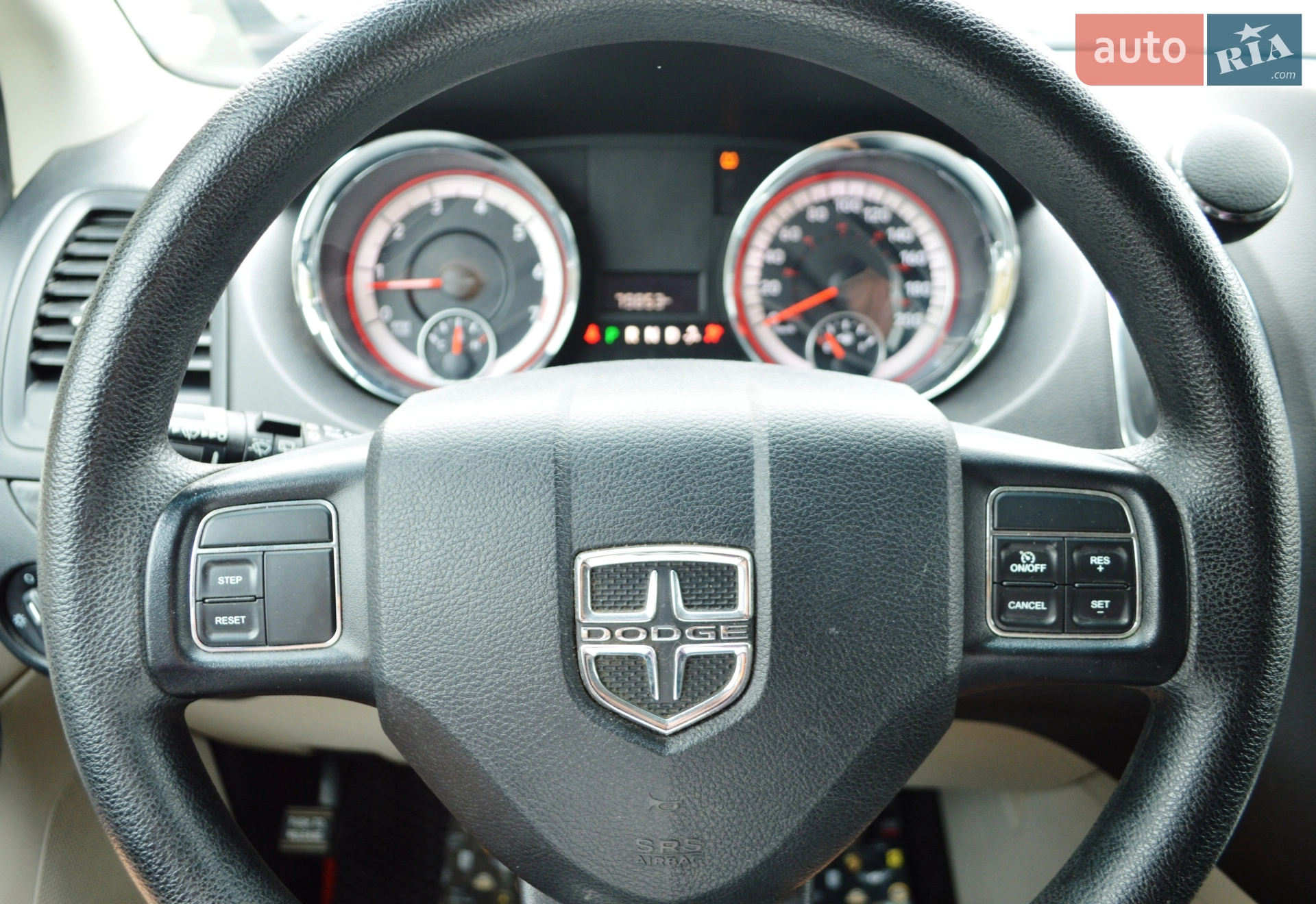 2016 Dodge Caravan - мініатюра 21