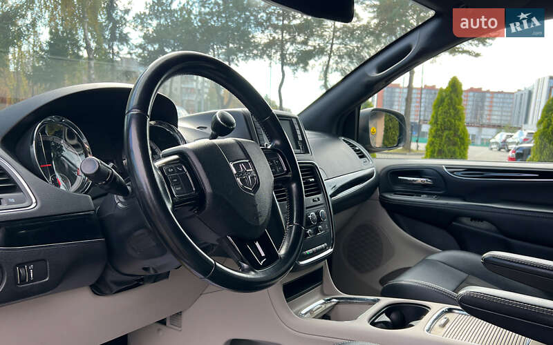 Мінівен Dodge Grand Caravan 2020 в Львові фото 10 Мінівен Dodge Grand Caravan 2020 в Львові