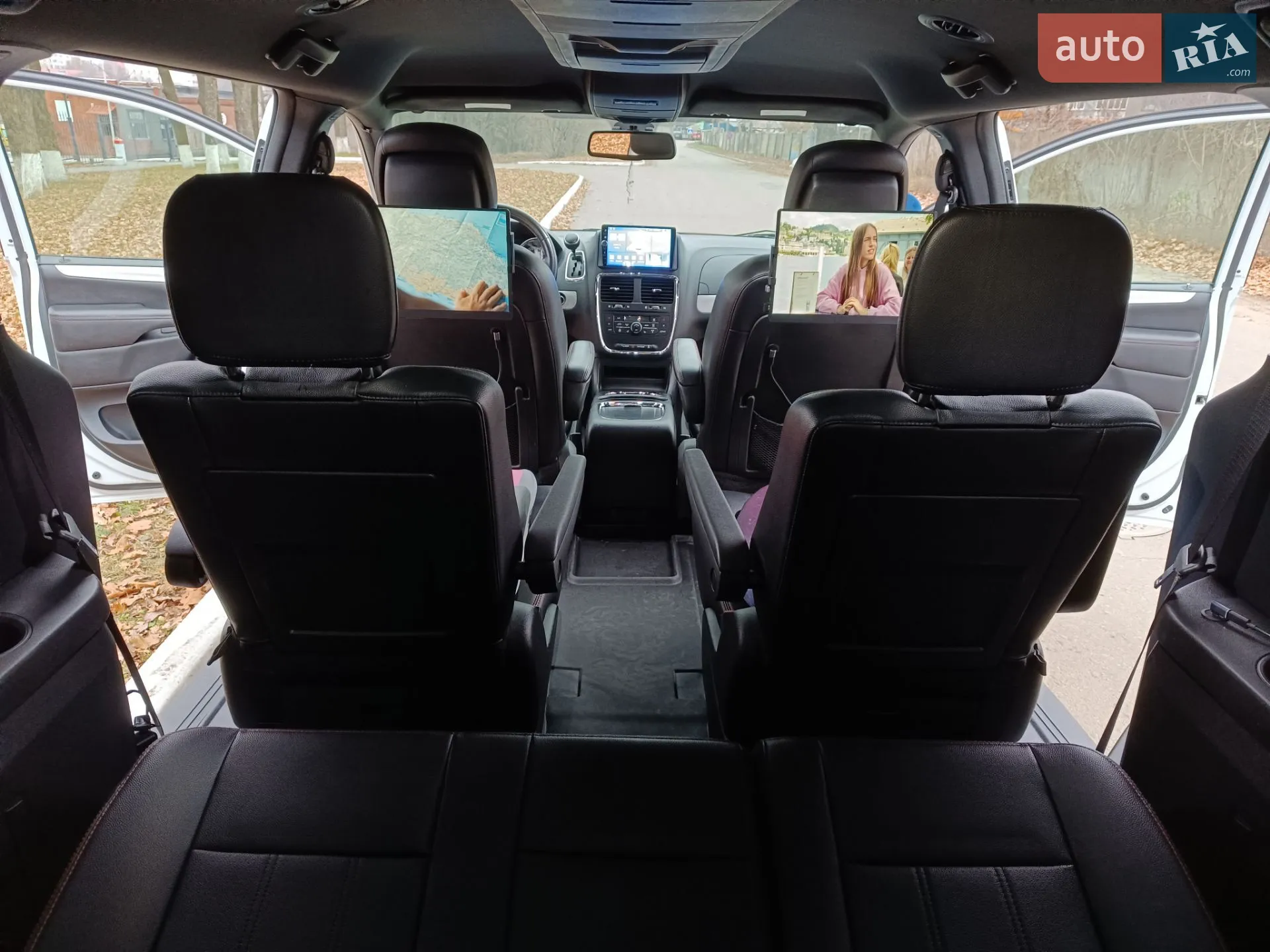 2020 Dodge Caravan - мініатюра 23