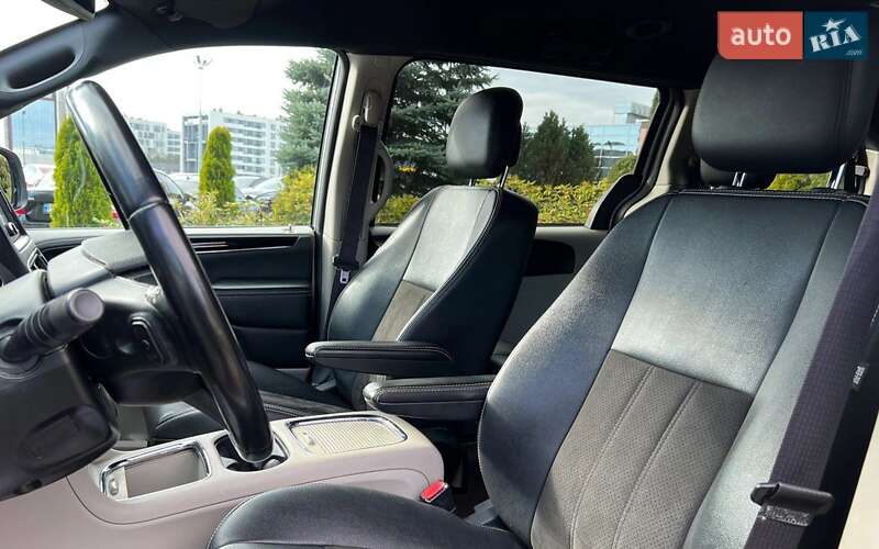 Минивэн Dodge Grand Caravan 2020 в Львове фото 13 Минивэн Dodge Grand Caravan 2020 в Львове