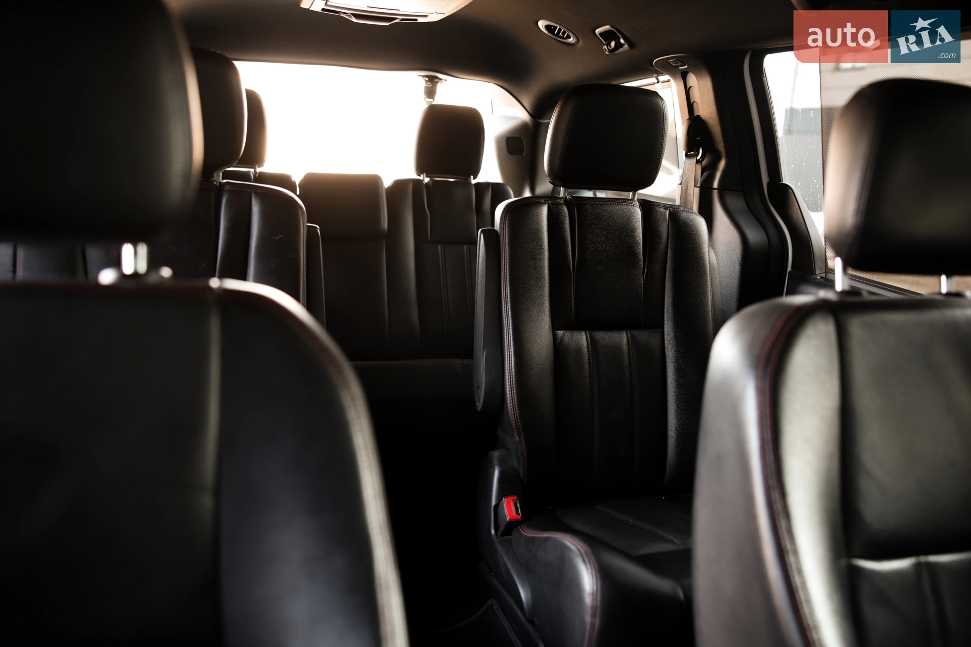 2017 Dodge Caravan - мініатюра 58