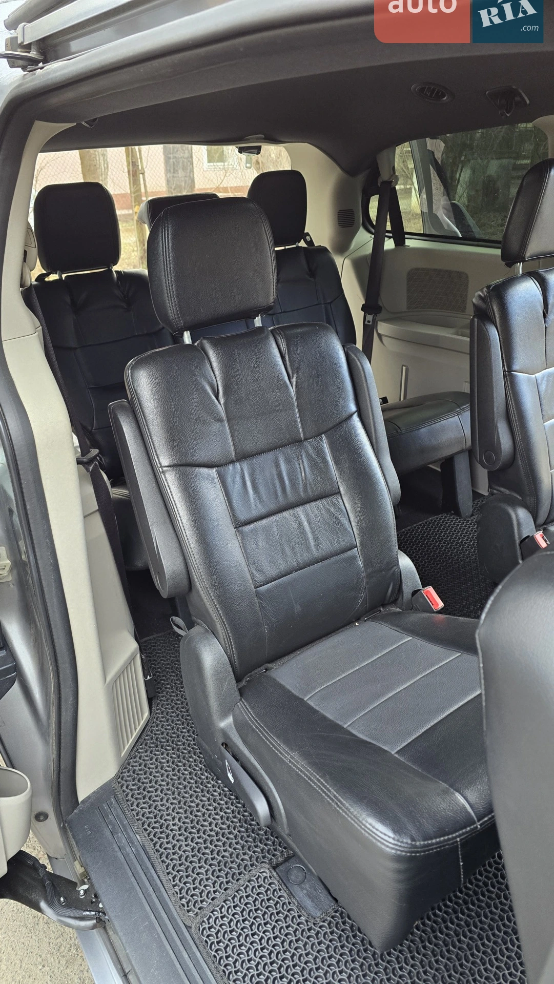 2016 Dodge Caravan - мініатюра 22