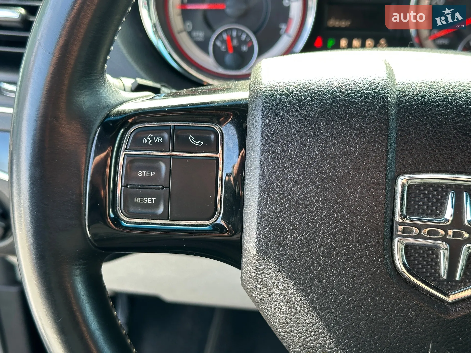 2017 Dodge Caravan - мініатюра 17