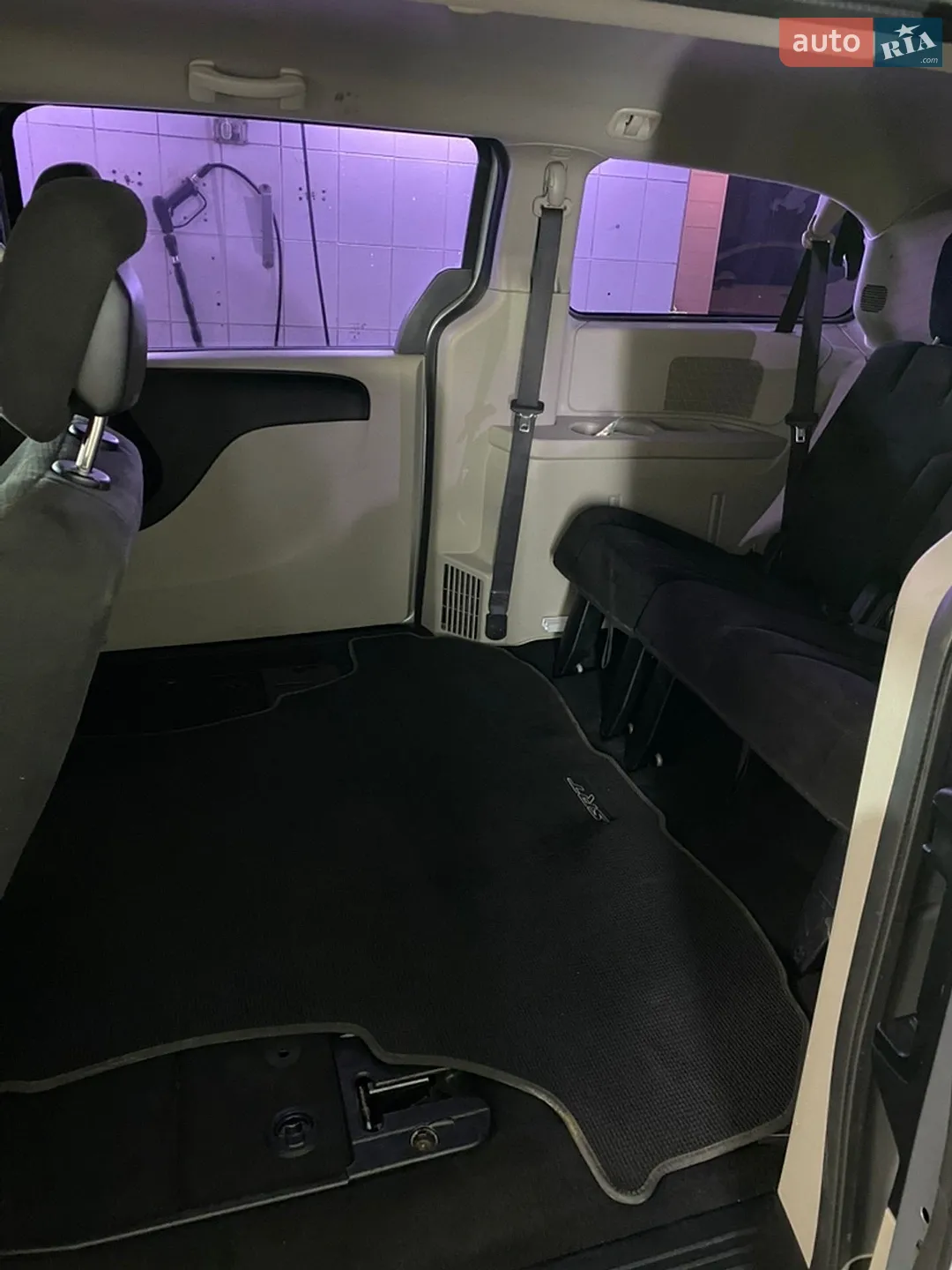 2014 Dodge Caravan - мініатюра 13
