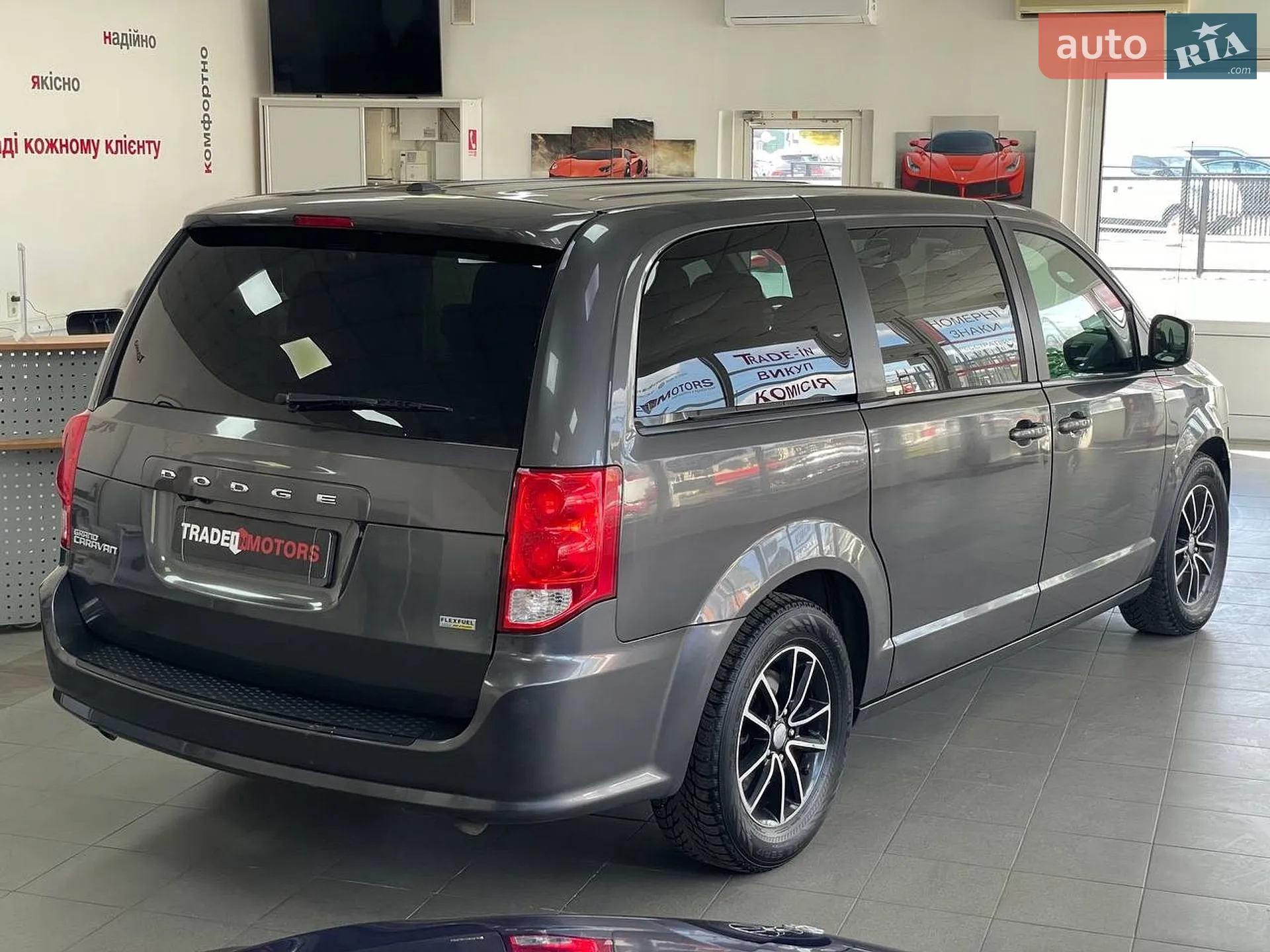 2018 Dodge Caravan - мініатюра 13