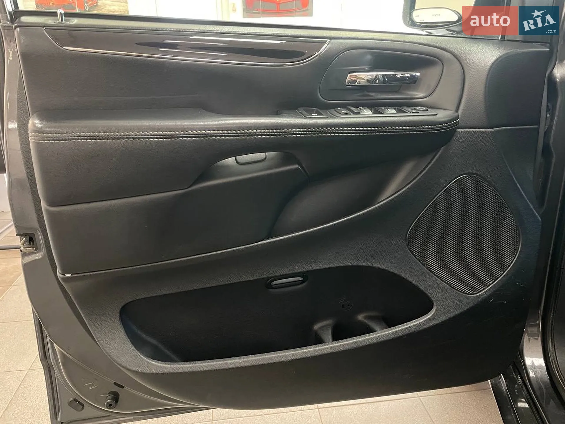 2018 Dodge Caravan - мініатюра 17