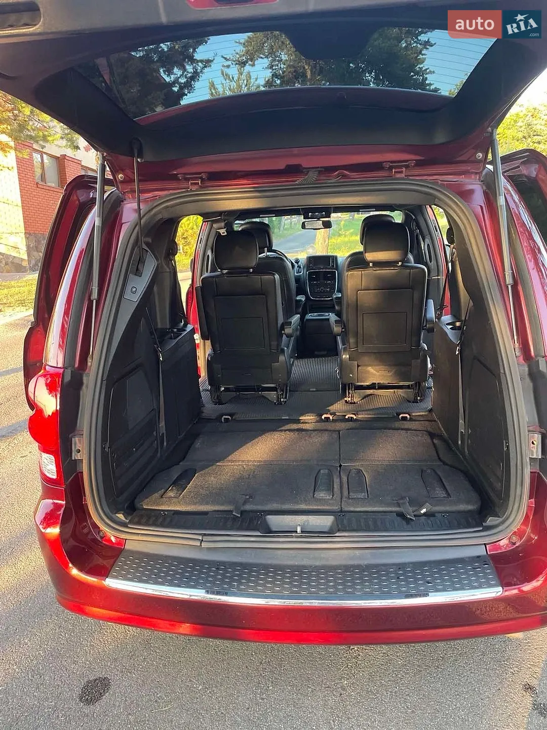 2018 Dodge Caravan - мініатюра 16