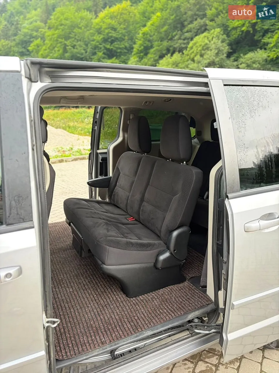 2017 Dodge Caravan - мініатюра 9