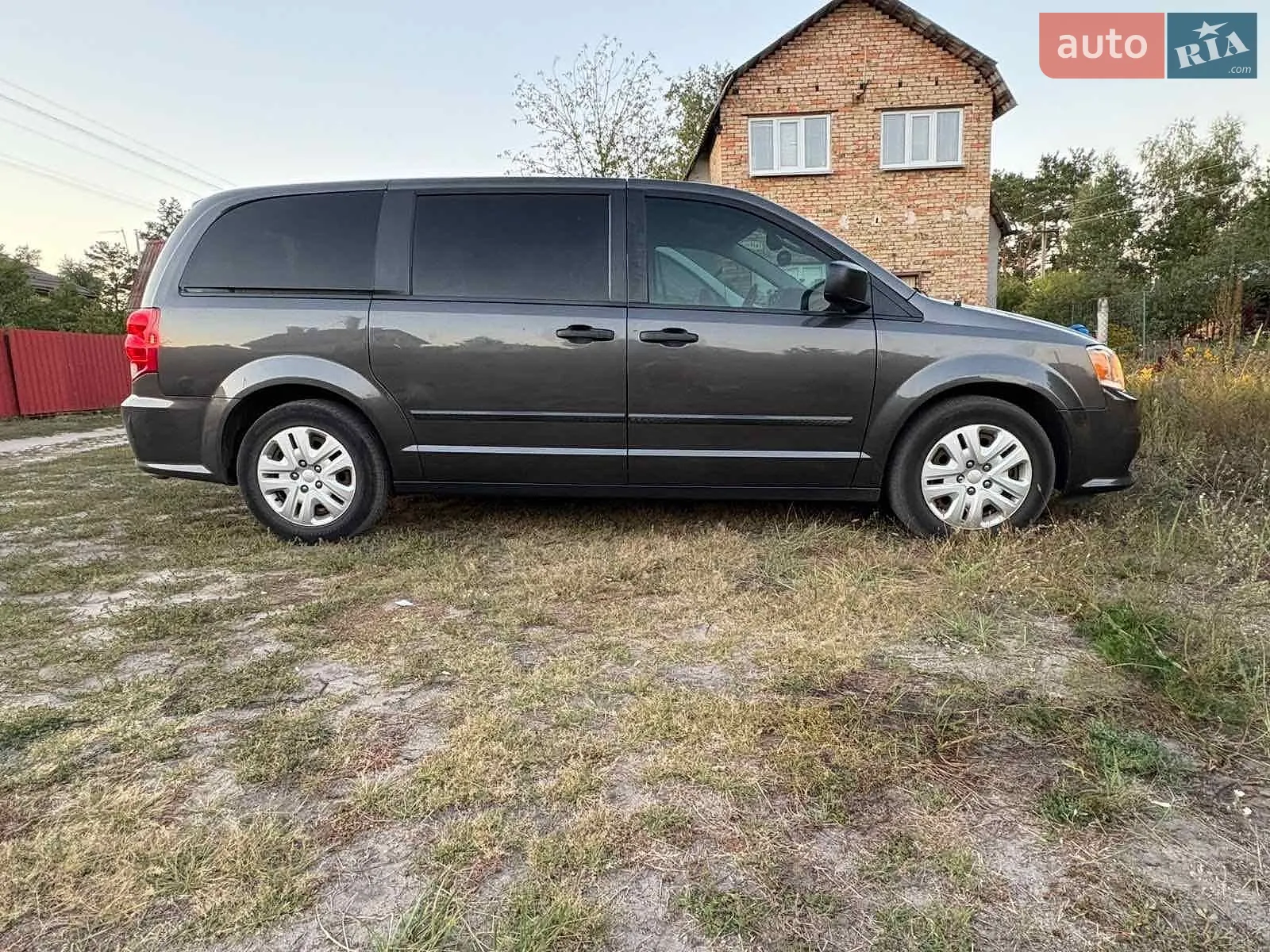 2016 Dodge Caravan - мініатюра 4