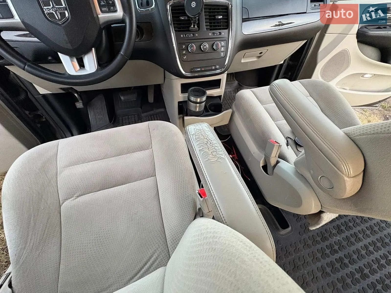 2016 Dodge Caravan - мініатюра 8