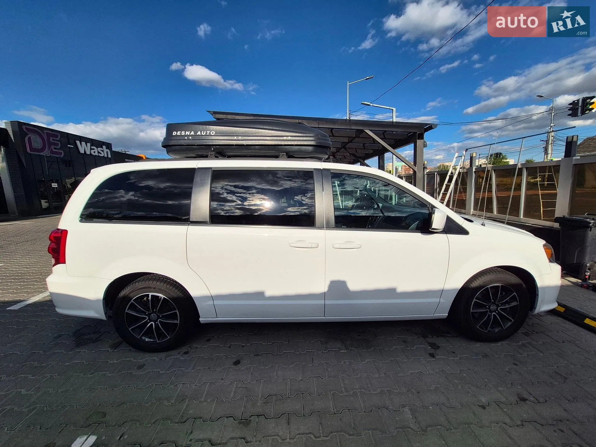 2019 Dodge Caravan - мініатюра 6