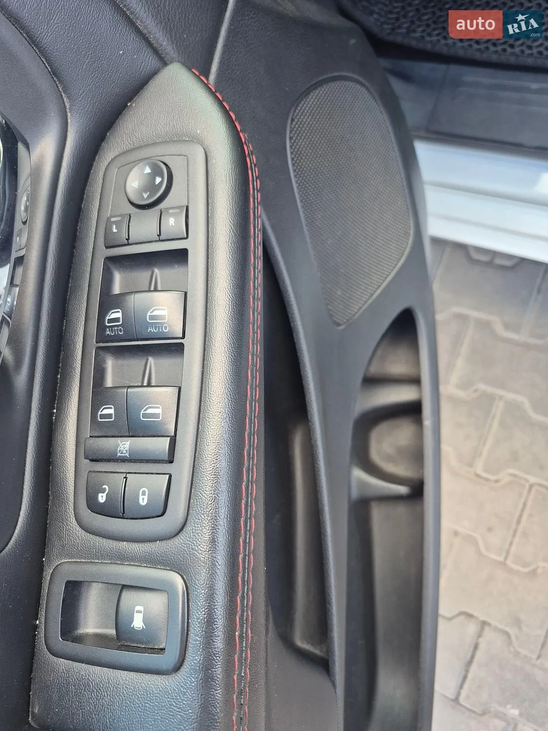 2019 Dodge Caravan - мініатюра 14