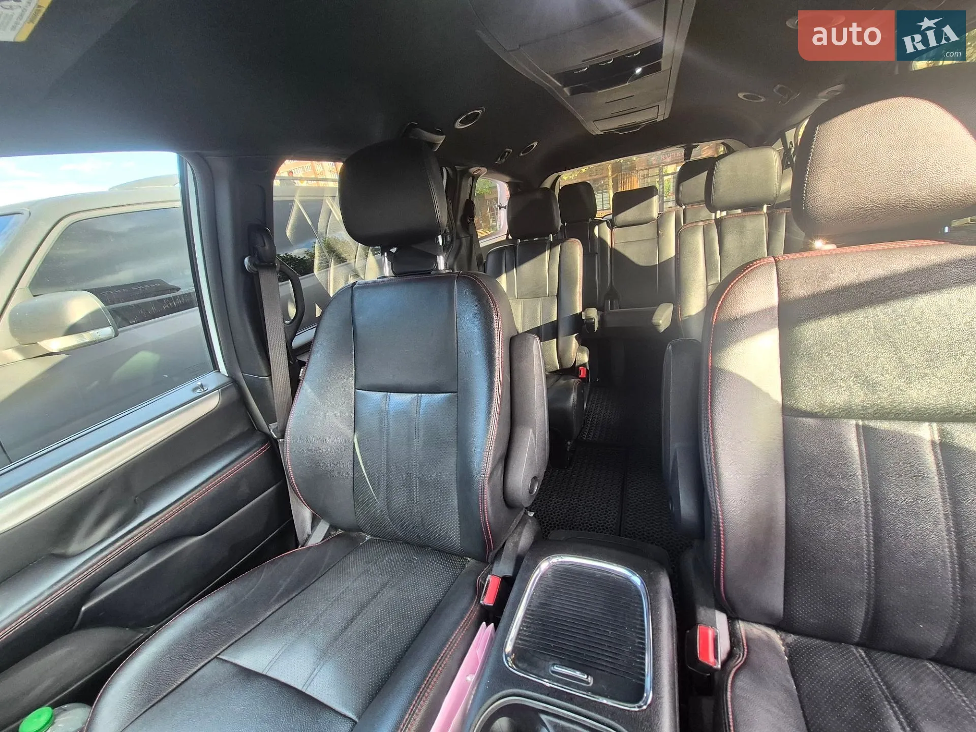 2019 Dodge Caravan - мініатюра 45