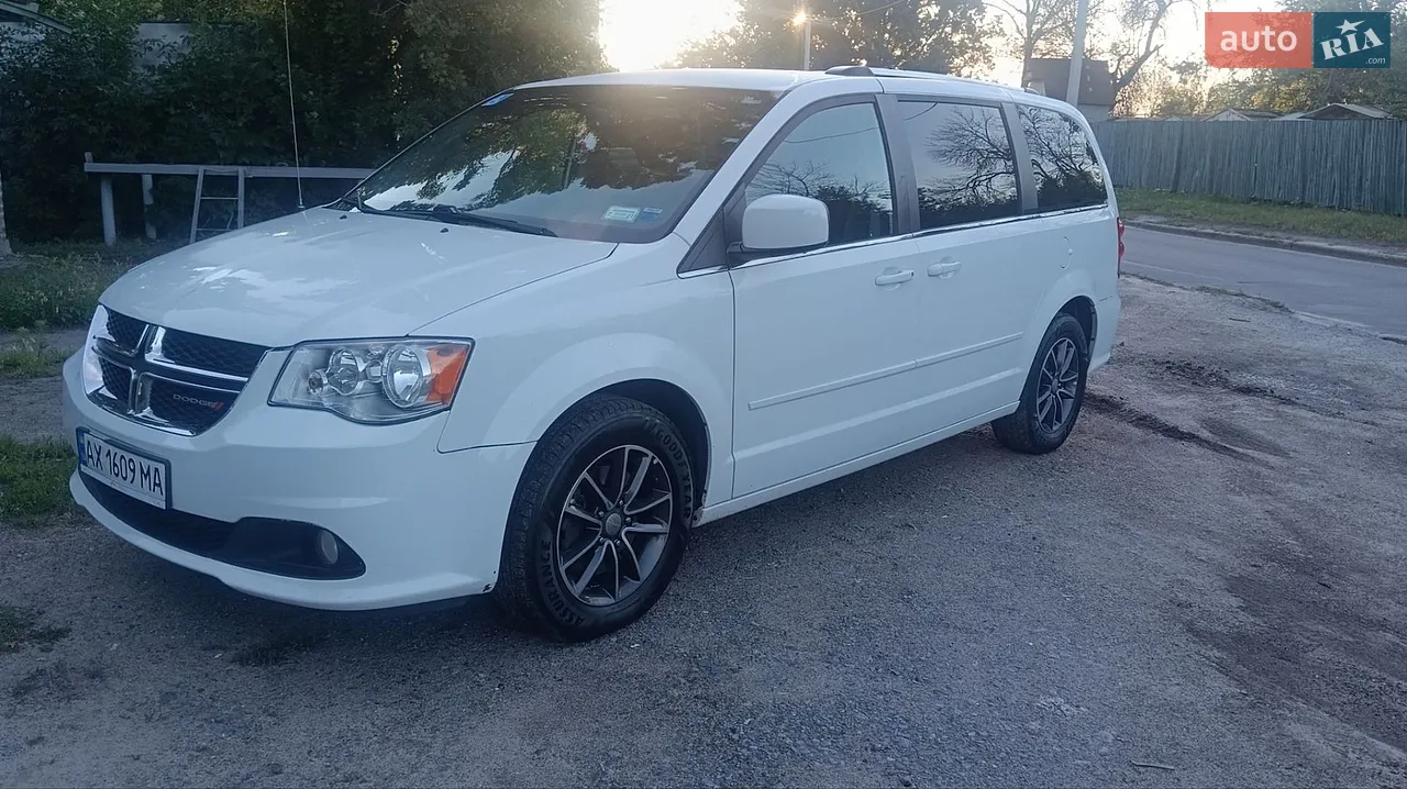 2017 Dodge Caravan - мініатюра 11