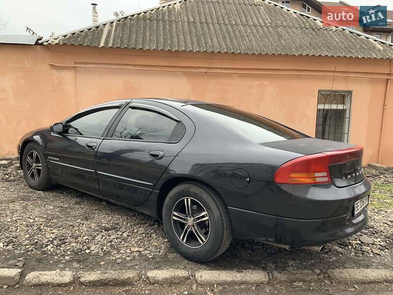 Седан Dodge Intrepid 1998 в Мукачево