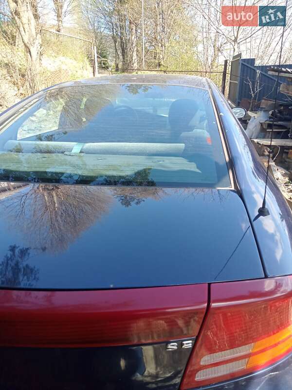 Седан Dodge Intrepid 2004 в Яремче