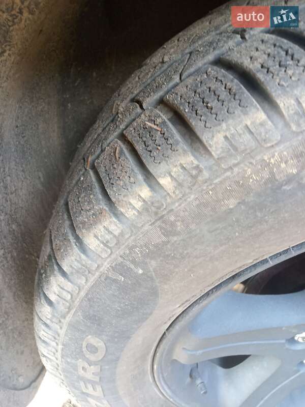 Седан Dodge Intrepid 2004 в Яремче