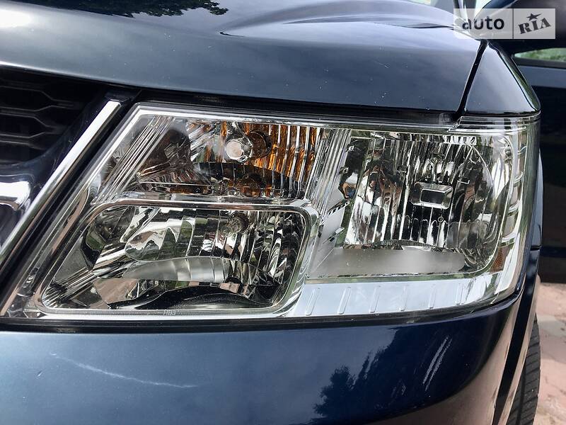 Внедорожник / Кроссовер Dodge Journey 2013 в Виннице