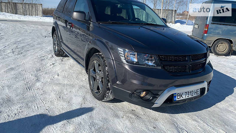 Позашляховик / Кросовер Dodge Journey 2015 в Рівному