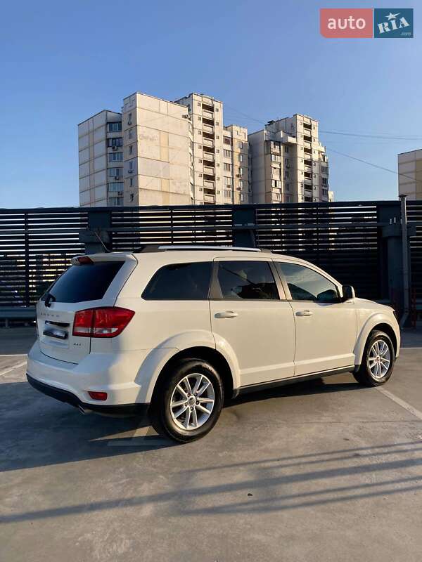 Позашляховик / Кросовер Dodge Journey 2014 в Києві
