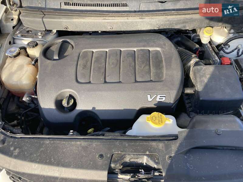 Позашляховик / Кросовер Dodge Journey 2014 в Києві